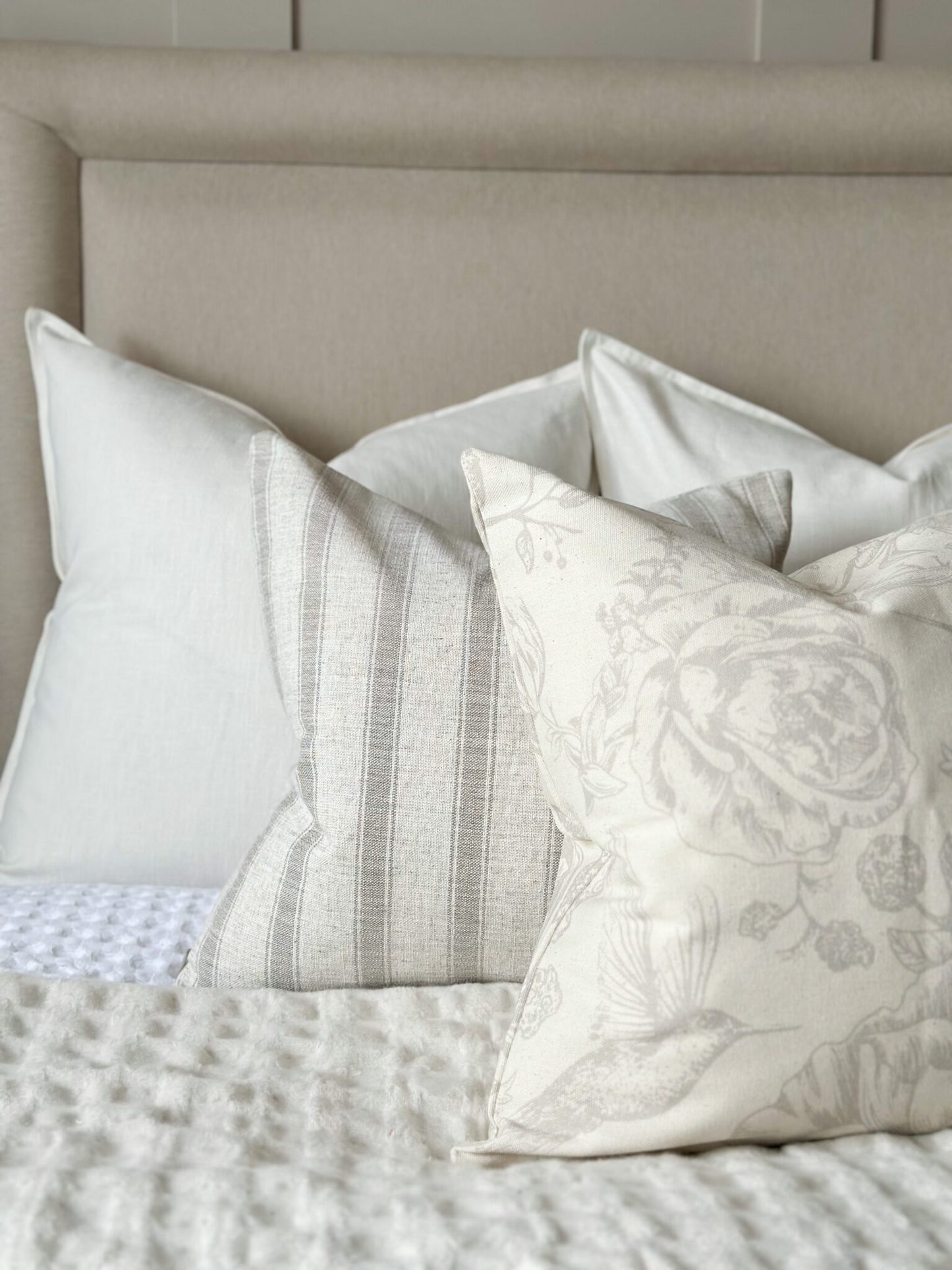 Layla White Cushion