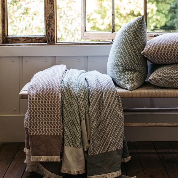 Fyn Geometric Grey Throw 150x200cm