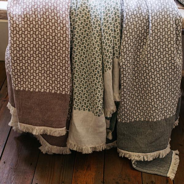 Fyn Geometric Grey Throw 150x200cm