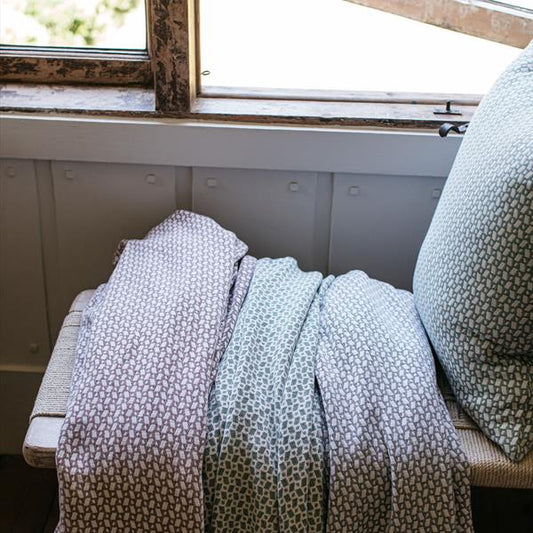 Fyn Geometric Grey Throw 150x200cm