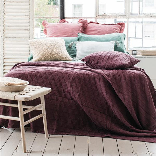 Stockholm Berry Bedspread 220x230cm